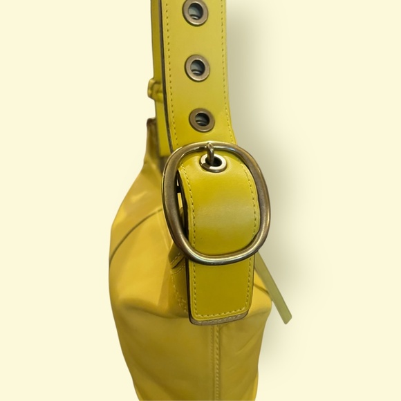 Coach Legacy Ergo Bucket Bag Sunflower Yellow Leather 11422 Y2K Vintage Shoulder - Picture 11 of 16